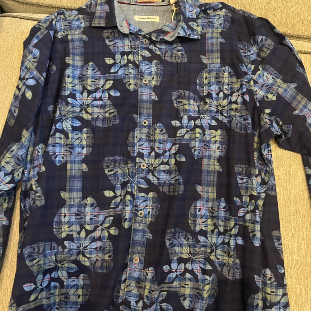 Tommy bahama